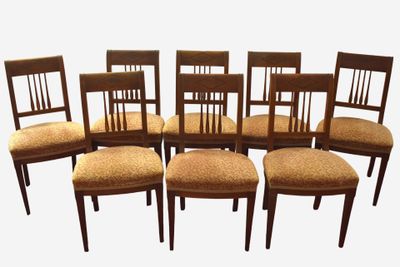 lot de six chaises avec assise rembourrée, de style chaise de salle à manger