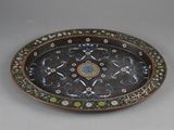 an image of a decorative plate with a design on it