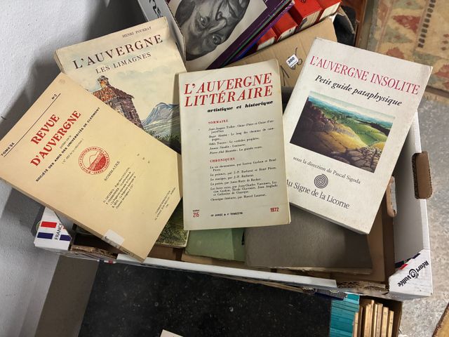 Important lot de livres sur l’Auvergne et le Bourbonnais dont : P...