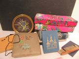 many different items that are sitting on a table