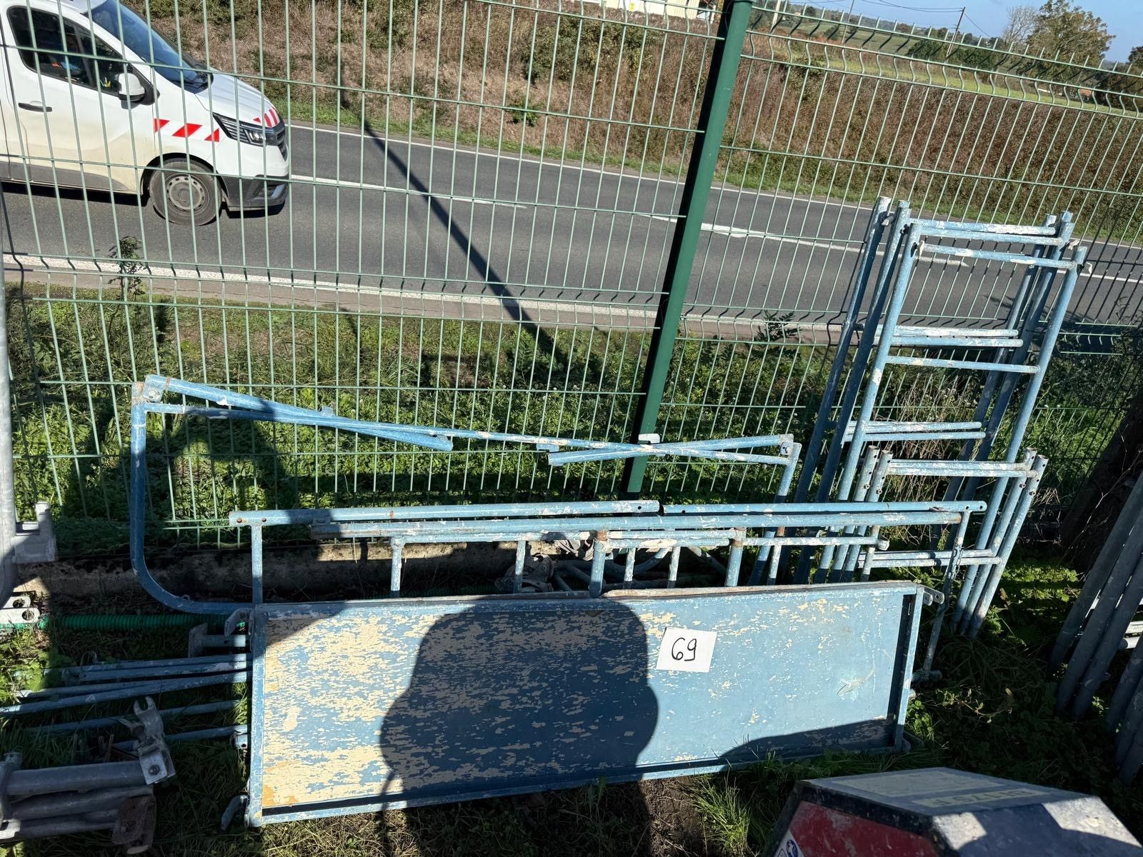 Echafaudage d'intérieur à roulettes