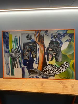 une image d'un tableau sur le mur d'une pièce