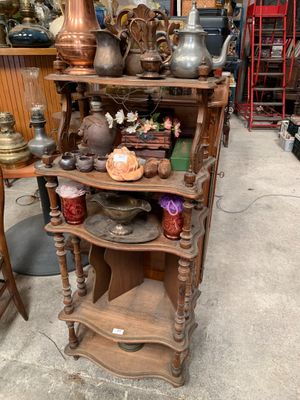 Meuble à partition en bois naturel