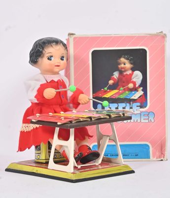 Chine, Le petit joueur, xylophoniste mécanique en tôle litho…
