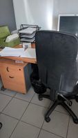 Dans le grand bureau central : (photo 2)
