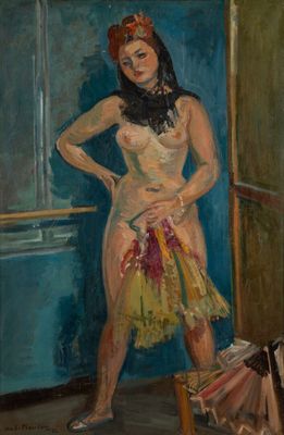 une peinture à l'huile représentant une femme debout devant une porte bleue