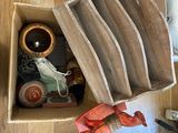une boîte contenant un certain nombre d'objets
