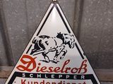 a sign that says dieselbo schlepper kundendienst on it