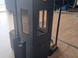 an image of a machine that is sitting on the floor
