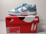 Nike Dunk Dunk Low bleu clair / blanc