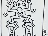 un dessin en noir et blanc représentant un homme tenant une femme dans ses bras