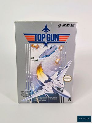 La boîte du jeu « Top Gun » est posée sur une surface blanche.