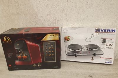 Lot de 2 articles composé de: 1 Machine à café à capsules do…