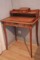 Petit bureau bonheur du jour en bois naturel, sous main de c… (photo 2)