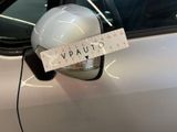 a sticker on the side mirror of a car that says vauti