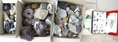 Collection de minéraux bruts contenus dans 3 petites boites … - Photo 1