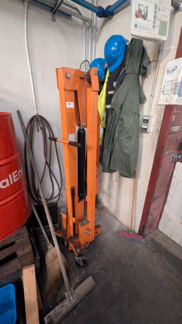 Chèvre d'atelier orange, capacité 1000kg