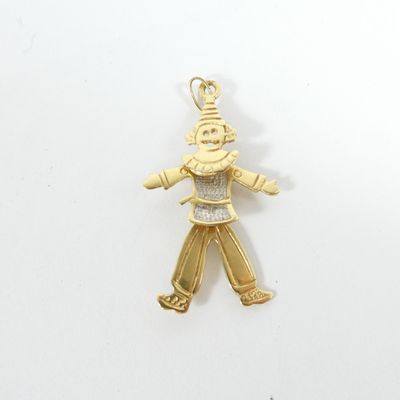 Pendentif « casse-noisette » plaqué or jaune, rehaussé de diamants