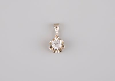 Pendentif en or blanc 18k 750°/°°, poinçon tête d'aigle, ser…