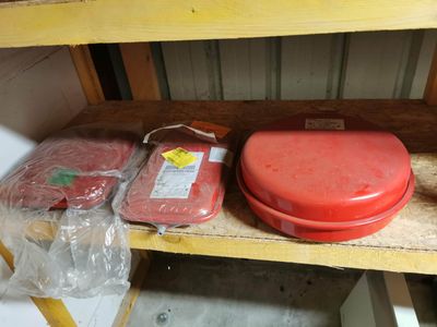Ensemble de 8 vases d'expansions neufs