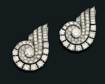 paire de boucles d'oreilles Art déco en diamant à clips