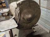 a machine that is sitting on a table in a room