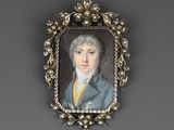portrait d'un jeune homme vêtu d'un manteau bleu à col perlé