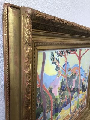 une image d'un tableau accroché au mur