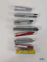 Lot de 100 lames de scie sauteuse.