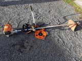 a small machine that is laying on the ground