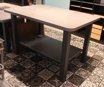 Table à hauteur d'appui piètement en métal laqué gris et pla…