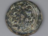 une image d'une pièce de monnaie sur laquelle figure une femme