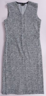 AGNES B Robe bleu marine, col en V.