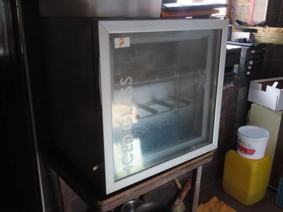 Vitrine réfrigérée à bières 1 porte ICEDGLASS à poser, en l'…