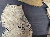 many different types of laces on a table