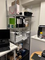 Etagère fil chromé + contenu ( sans l'imprimante HP)