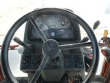 un volant de tracteur équipé d'un écran