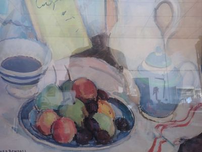 un tableau représentant une assiette de fruits posée sur une table