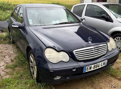 MERCEDES C 200 Immatriculation : EN 884 LW
