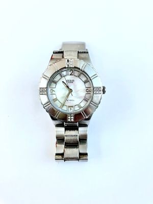 GUESS : MONTRE de dame en acier, mouvement quartz, modèle I9…