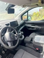 CTTE CITROEN Berlingo de couleur blanche … (photo 5)