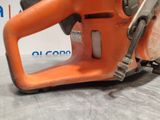 a chainsaw that is sitting on a table