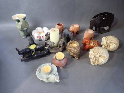 bougeoirs ou bougies en forme d'éléphants, matières d…