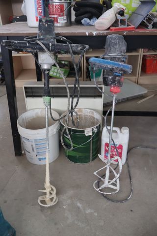 Deux mélangeurs peinture (dont un FESTOOLS)