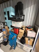 (Lot 81 : matériels informatiques stockés à Montpellier) 1 c…