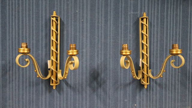 Paire d’applique en métal peint style art déco