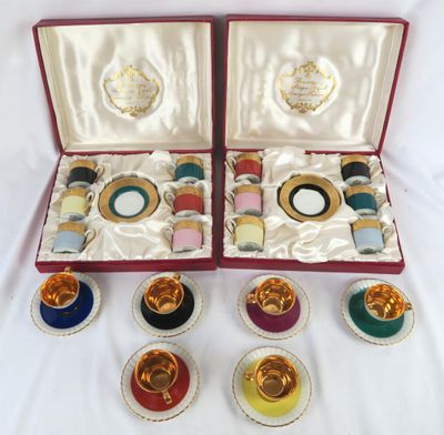 une image représentant une boîte contenant un ensemble de six tasses et soucoupes