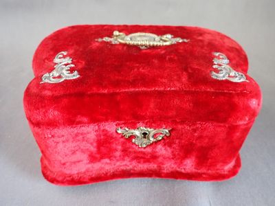 Coffret à couture, garniture velours, éléments en os, fin XIXème, long