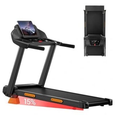Le tapis de course est équipé d'une tablette posée dessus