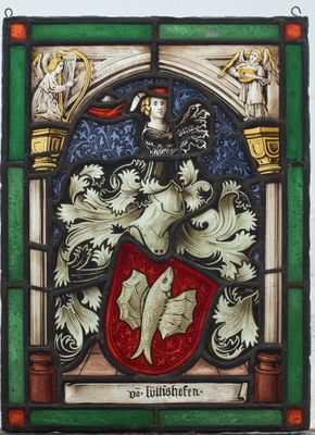 Vitrail en verres polychromes figurant le blason de la famil…